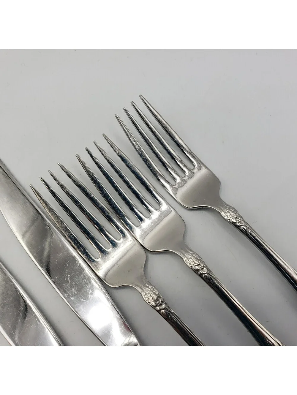 Oneida WORDSWORTH Stainless Flatware Dinner Knife & Forks Set of 5 Glossy